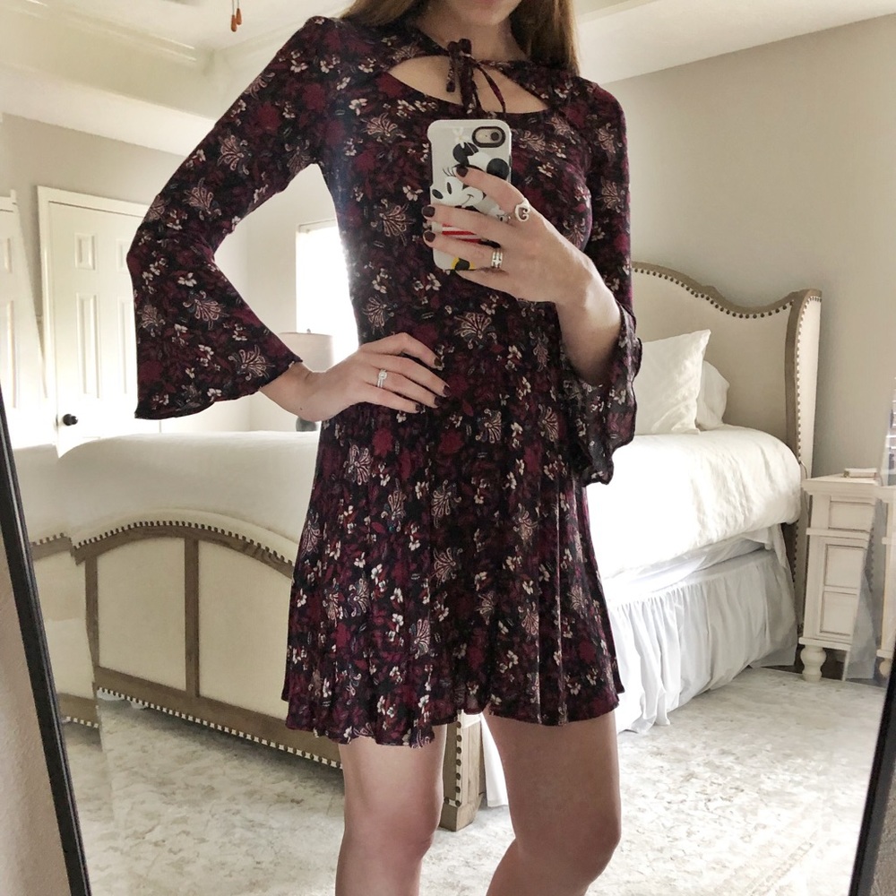 AE bell sleeve dress